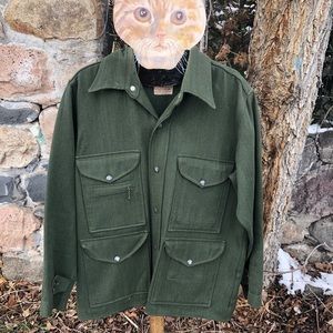 Vintage 70s and wide collar utility jacket.